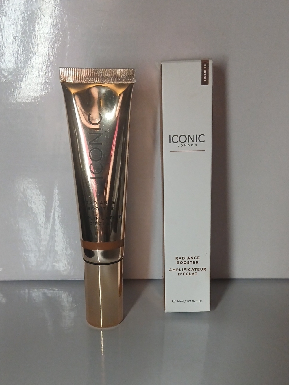 NIB Bronze Glow - Iconic London Radiance Booster 2 Full Face Glow Base 30 ML